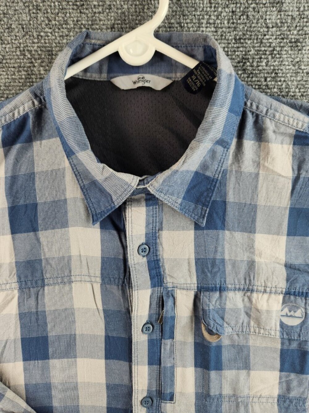 Wrangler Shirt Button Up Blue Gray Plaid Long Sleeve Outdoors XL Cotton Blend